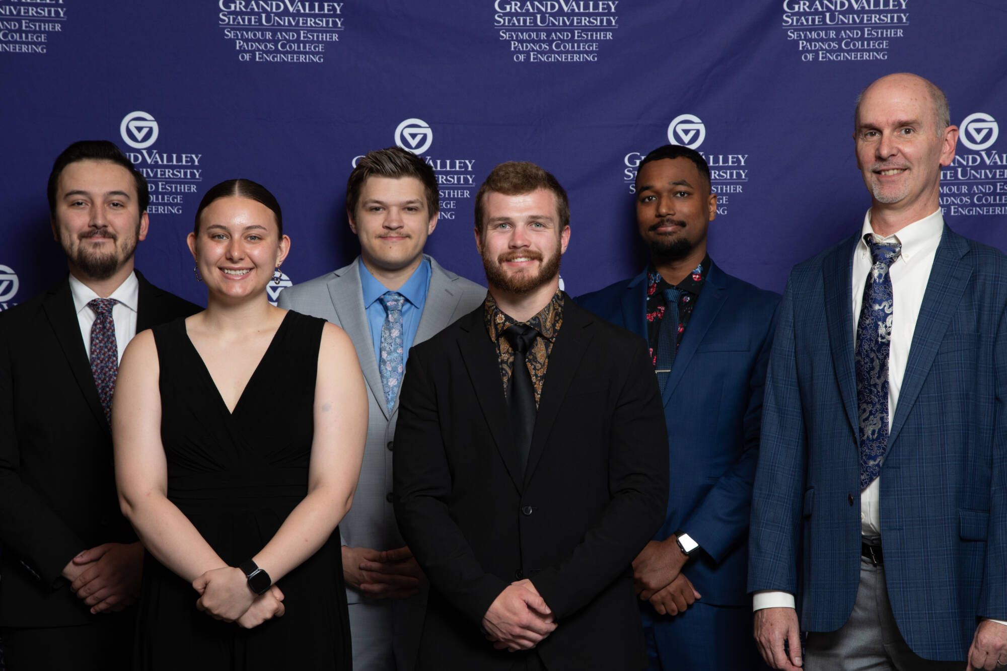 Group photo of Team 2